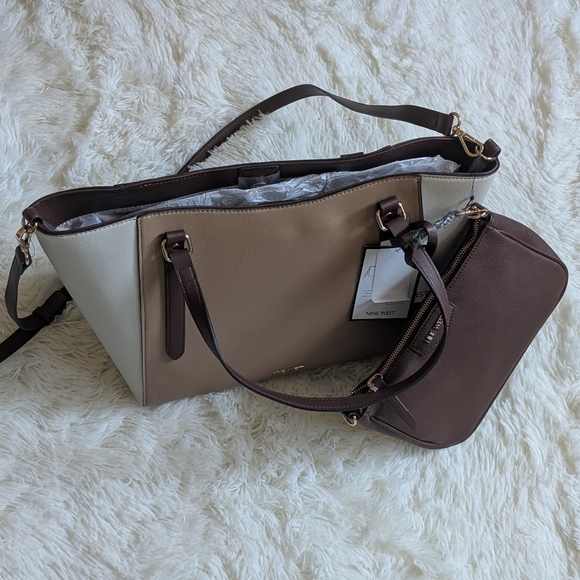 Set Nine West Jordii Trap Shoulder Tote Bag and Crossbody - Picture 3 of 10